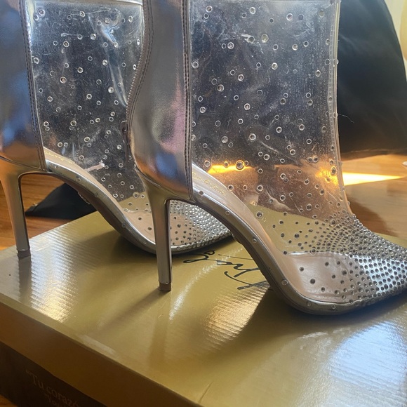 Ghost shoes - Picture 5 of 5